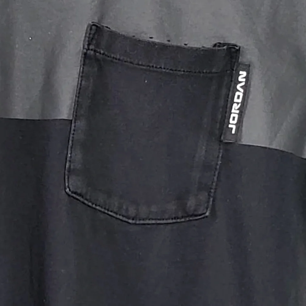 Jordan Two Tone One Pocket Tee Shirt M‎